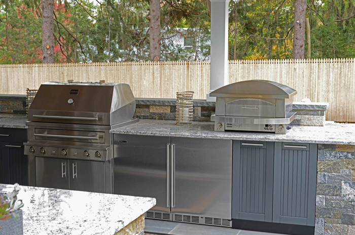 stainless steel outdoor kitchen