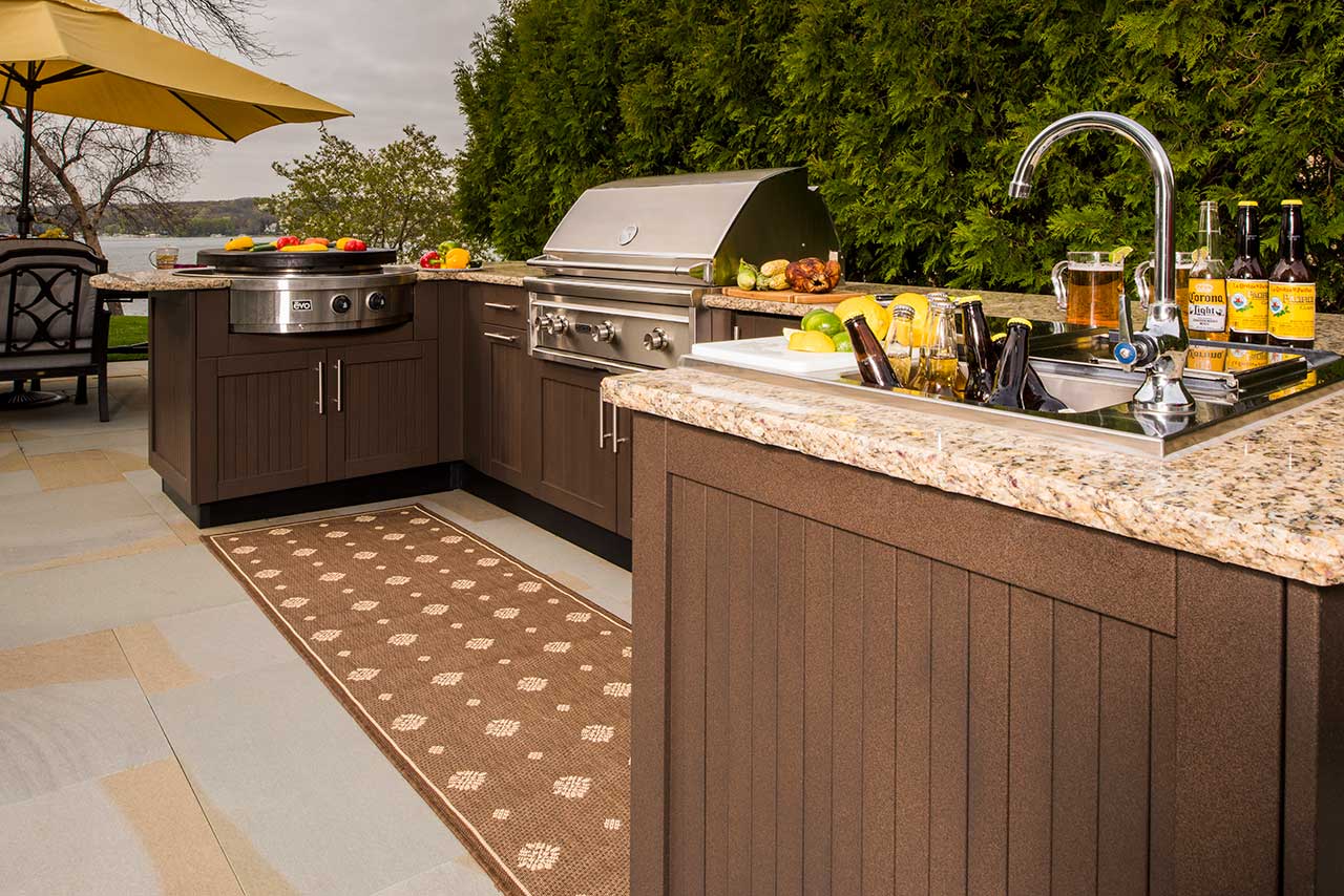 Outdoor Kitchen Design Ideas | Brown Jordan Outdoor Kitchens