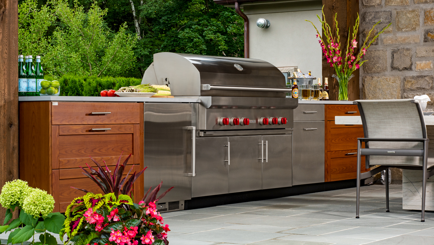 Brown Jordan Outdoor Kitchens Specs & Resources