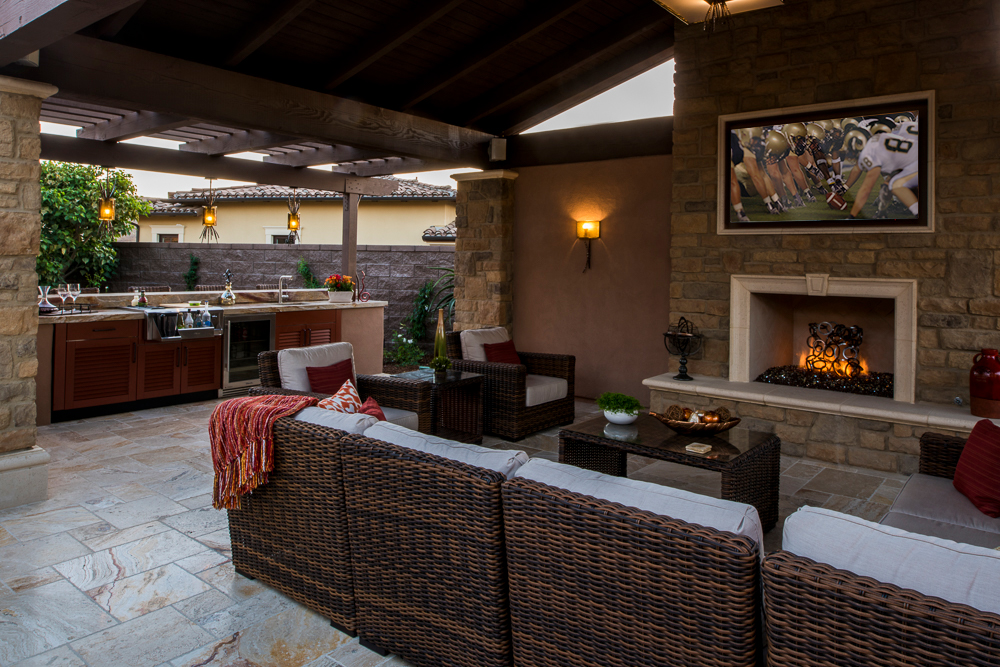 outdoor kitchen and living room