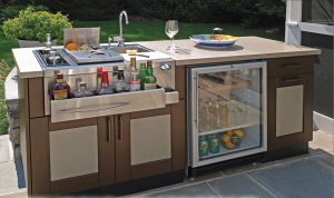 Make Your Outdoor Kitchen a Part of Your Home
