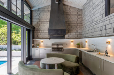 Luxury Outdoor Kitchen Ideas for Modern Backyards